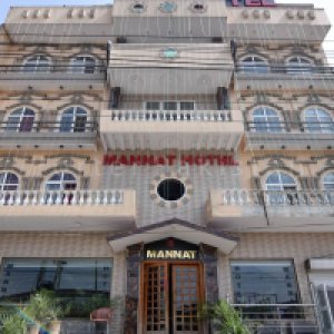 Mannat Hotel ISLBD (19)